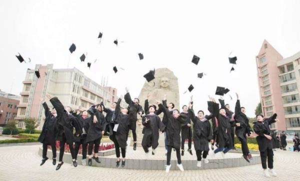 22所專科學校將晉升為本科？專科生們歡呼雀躍，幸福來得太突然了