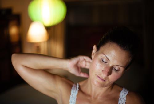 無論男女，50歲後進入&OpenCurlyDoubleQuote;養壽期&rdquo;，儘量護2處，做3不貪，堅持4戒