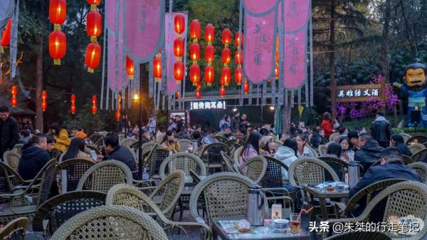 打卡成都幾處公園 有的是四川最早開辦的 有的是當地唯一五星級公園