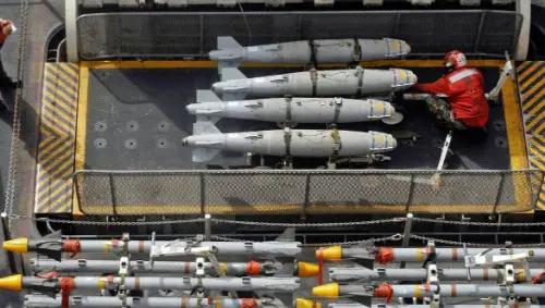 世界上最大的彈藥儲存基地,儲存的裝備打一次世界大戰也用不完 世界上最大的彈藥儲存基地,儲存的裝備打一次世界大戰也用不完