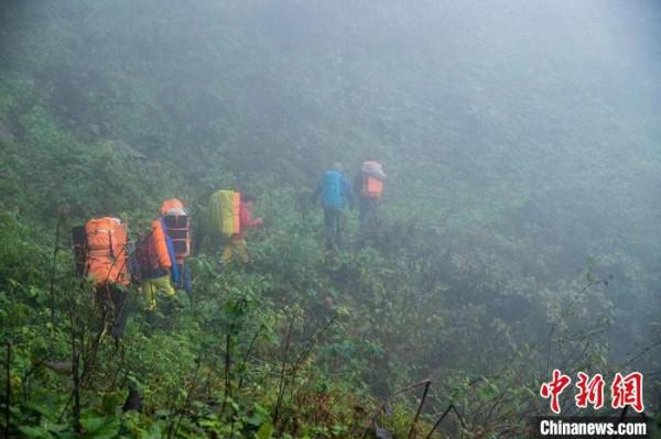探險家劉勇帶領團隊再次穿越“中國百慕大”四川黑竹溝