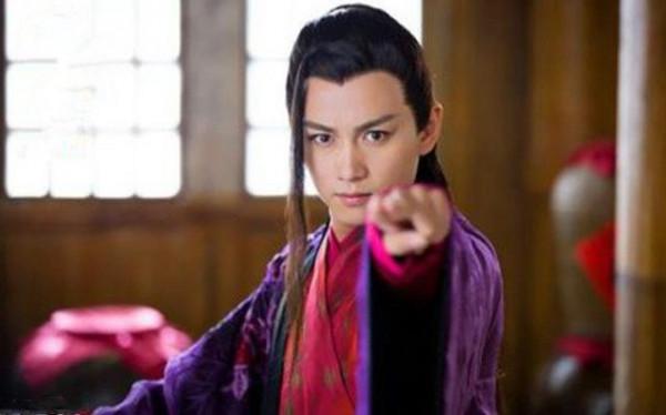 紫衣別瞎穿,這6位的紫衣高貴典雅,冷酷有氣度,個個翩翩佳公子 紫衣別瞎穿,這6位的紫衣高貴典雅,冷酷有氣度,個個翩翩佳公子