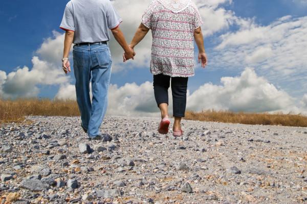 中老年人總是失眠,應該怎麼辦呢?醫生一文教您應對 中老年人總是失眠,應該怎麼辦呢?醫生一文教您應對