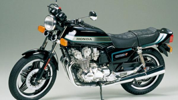 上世紀七十年代的本田經典六缸摩托車，真正的“油老虎”