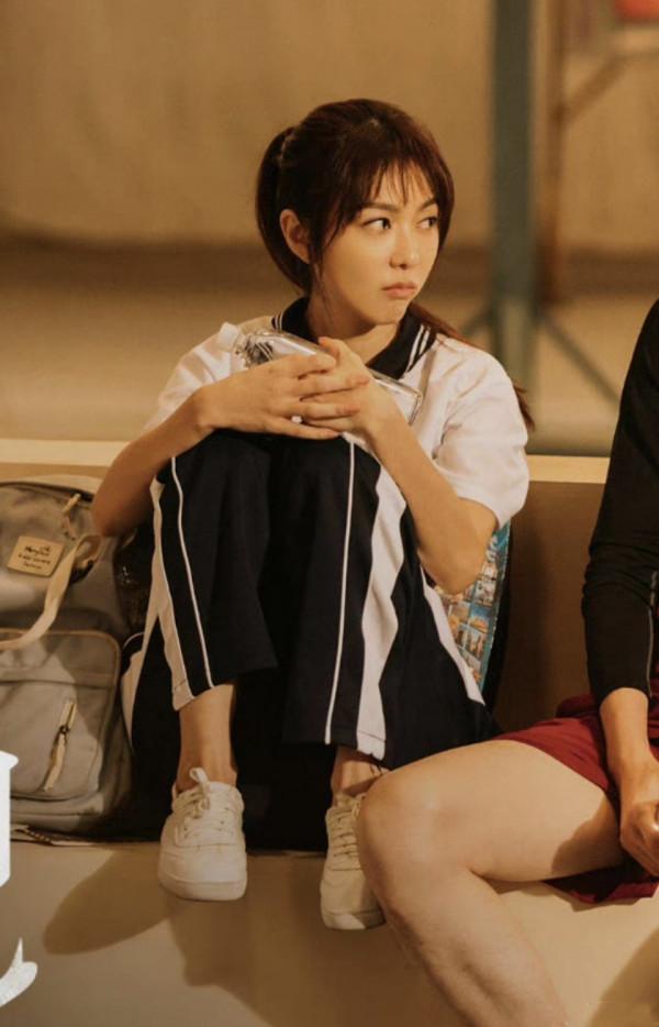 開民宿、辦潮牌、演高中生,大灣區姐姐,才是吃了防腐劑吧 開民宿、辦潮牌、演高中生,大灣區姐姐,才是吃了防腐劑吧