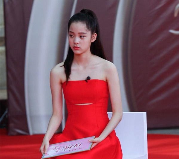 娛樂圈40年審美變遷，為什麼再也沒有李嘉欣這樣的大美人了？