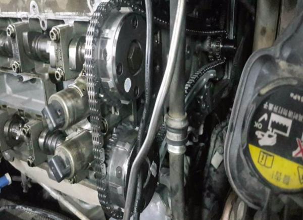 沃爾沃XC60進氣凸輪軸位置響應慢怎麼解決? 沃爾沃XC60進氣凸輪軸位置響應慢怎麼解決?