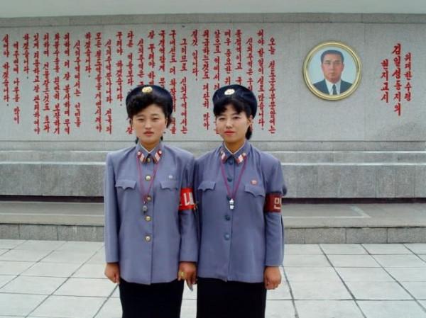 朝鮮國營單位的女員工喜歡戴什麼帽子？