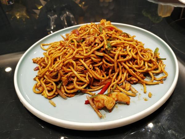 今天相聚在君品酒店，給寶寶過十歲生日