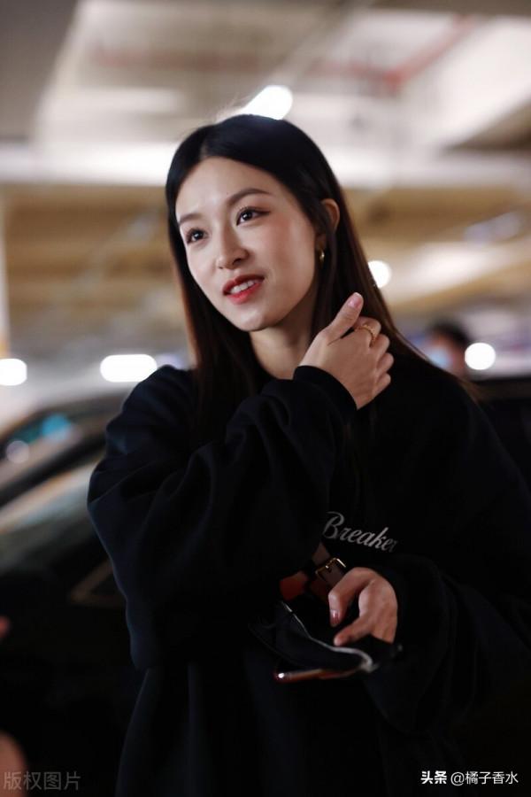 文詠珊曾令謝霆鋒一見鍾情，陳冠希為她戒菸，33歲風采依舊