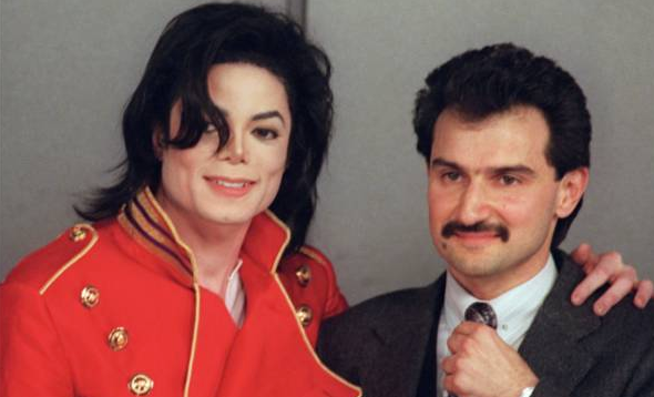 中東首富：賓士車上鑲嵌30萬顆鑽石，花24億定製私人&OpenCurlyDoubleQuote;飛行宮殿&rdquo;