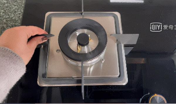 測評記 | 價效比廚房首選：美仕傑揮手智控煙灶套裝