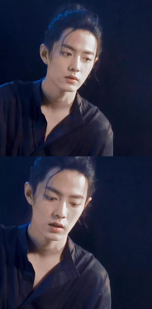 #肖戰時尚芭莎雜誌#荷塘映月色,月色撩人心,高馬尾永遠滴神 #肖戰時尚芭莎雜誌#荷塘映月色,月色撩人心,高馬尾永遠滴神