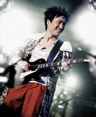 ";半壁江山";鄭中基:跟楊千嬅分手洩憤機長,被FBI抓罰得傾家蕩產 ";半壁江山";鄭中基:跟楊千嬅分手洩憤機長,被FBI抓罰得傾家蕩產