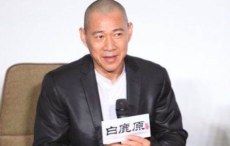 與呂麗萍離婚,拒絕參加親兒子婚禮的張豐毅,64歲又曝新情況 與呂麗萍離婚,拒絕參加親兒子婚禮的張豐毅,64歲又曝新情況