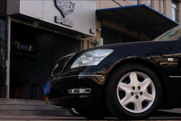 老車翻新:修復2005年凌志LS430,V8自吸大排量,一代神話再復活 老車翻新:修復2005年凌志LS430,V8自吸大排量,一代神話再復活