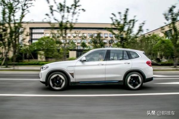 好飯不怕晚，不僅僅只是好開，試駕體驗寶馬iX3