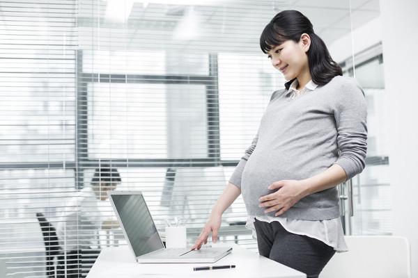 懷孕後,如果是這幾種情況就不要繼續工作了,孕媽別任性不聽勸 懷孕後,如果是這幾種情況就不要繼續工作了,孕媽別任性不聽勸