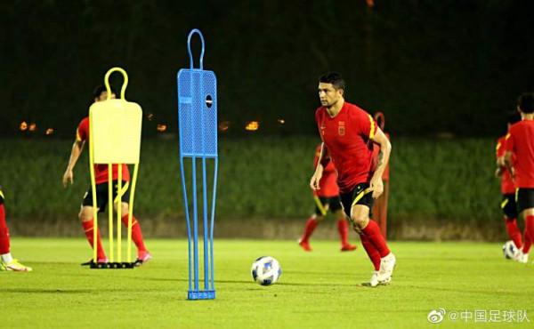 李霄鵬的三把火還沒燒起來就遇到了三難