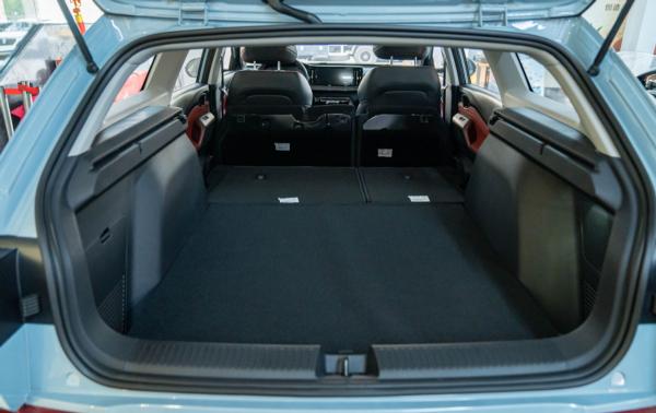 座椅可純平放倒,配1.5T+8速自動擋+定速巡航,寶駿Valli僅9.28萬 座椅可純平放倒,配1.5T+8速自動擋+定速巡航,寶駿Valli僅9.28萬