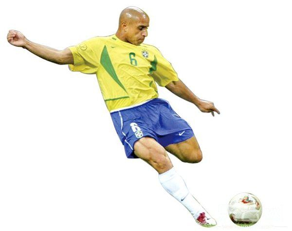 梅西都是隊裡大高個，世界足球歷史最矮11人超級陣容，誰能擋我？