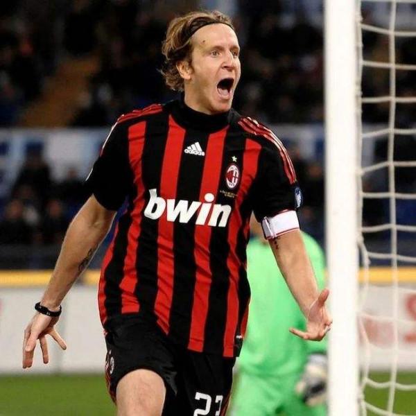 足球巨星年鑑:1977年出生的十大球星(下),你PICK誰? 足球巨星年鑑:1977年出生的十大球星(下),你PICK誰?