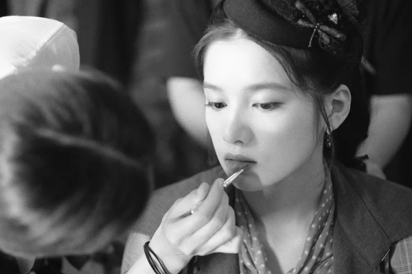 濾鏡大到‘糊媽不認’,《一見傾心》狂遭吐槽,被嘲詐騙劇 濾鏡大到‘糊媽不認’,《一見傾心》狂遭吐槽,被嘲詐騙劇