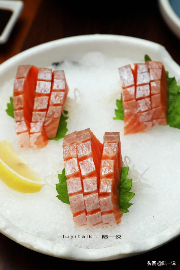 一款牛排，四種口味，最愛五分熟的M8溼式熟成肉眼