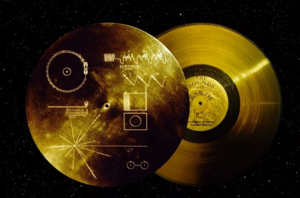 旅行者一號在1977年攜神秘金盤進入宇宙，劉慈欣：毀滅人類的愚行