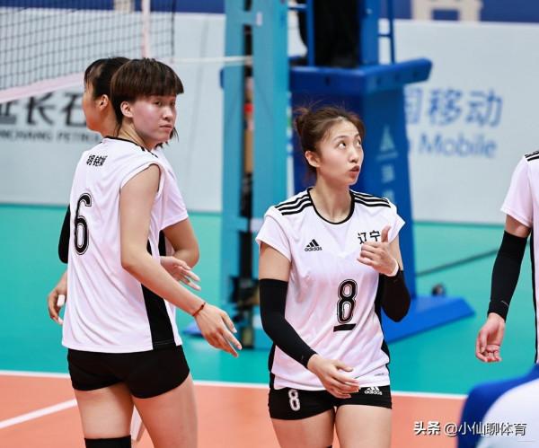 一場3-0衝進4強，3替補＋2主力全員線上，丁霞老毛病又犯了