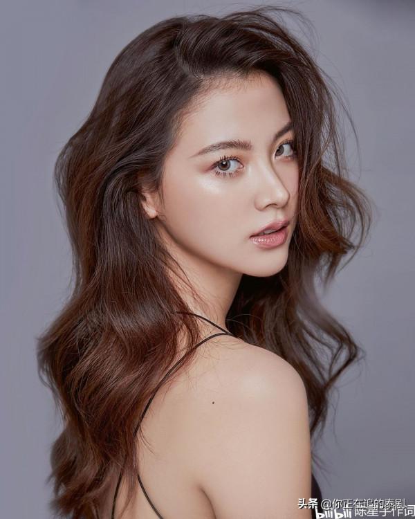 2021泰國電視劇（泰劇）女演員身價排行榜：AumP登頂，Bella竄起