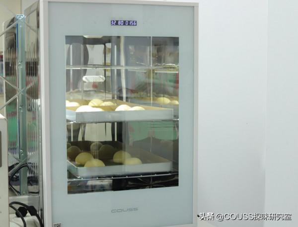 金燦燦的南瓜餐包,包你一口就愛上 金燦燦的南瓜餐包,包你一口就愛上