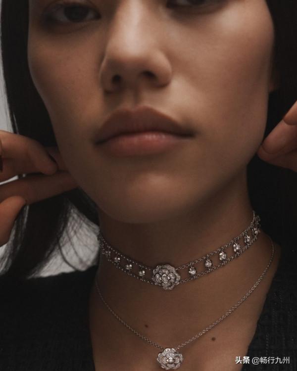 香奈兒2021山茶花新款耳環項鍊戒指迷人盛開 香奈兒2021山茶花新款耳環項鍊戒指迷人盛開