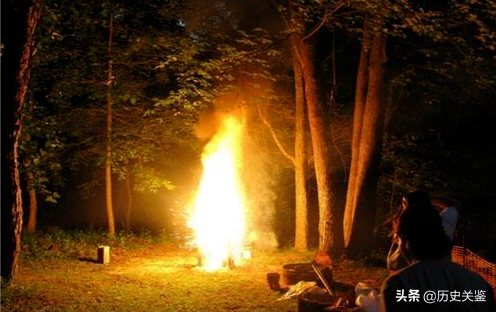 比核武器更可怕,更具有殺傷力的武器:凝固汽油燃燒彈 比核武器更可怕,更具有殺傷力的武器:凝固汽油燃燒彈