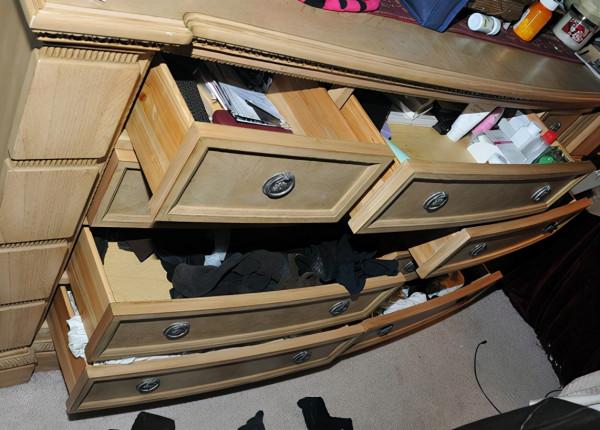 2012年美國男子結婚紀念日家中被捅31刀慘死，妻子突然失憶，為何