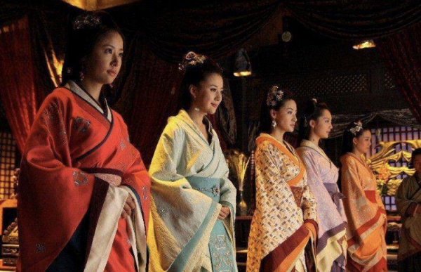 古代嫡優於庶，重男輕女，那嫡女和庶子到底哪個的地位更高？