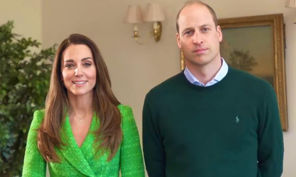 凱特王妃扎馬尾更顯年輕，穿粗花呢西裝裙出席酒會，簡單卻很高階