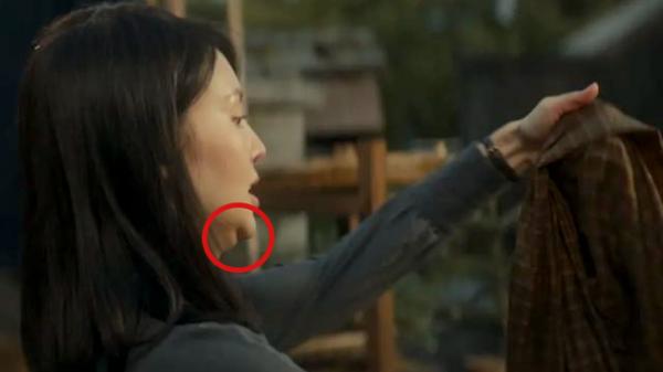 娛樂圈這8位女星被整容毀掉，有人臉僵如石，有的“堪比換頭”