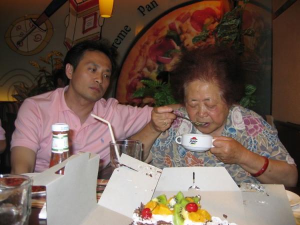 丁志誠：因工作讓姐姐怨恨，把婚房讓給姐姐，讓殘疾姐姐不再流淚