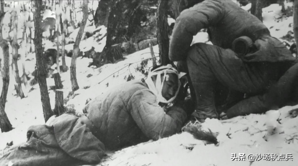 志願軍一名擔架員，救下47名戰友又殺敵39人，獲一級戰鬥英雄稱號
