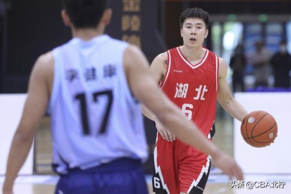 CBA三訊息:山西接觸山東強援,楊林禕砍準三雙,上海只籤雙外援 CBA三訊息:山西接觸山東強援,楊林禕砍準三雙,上海只籤雙外援