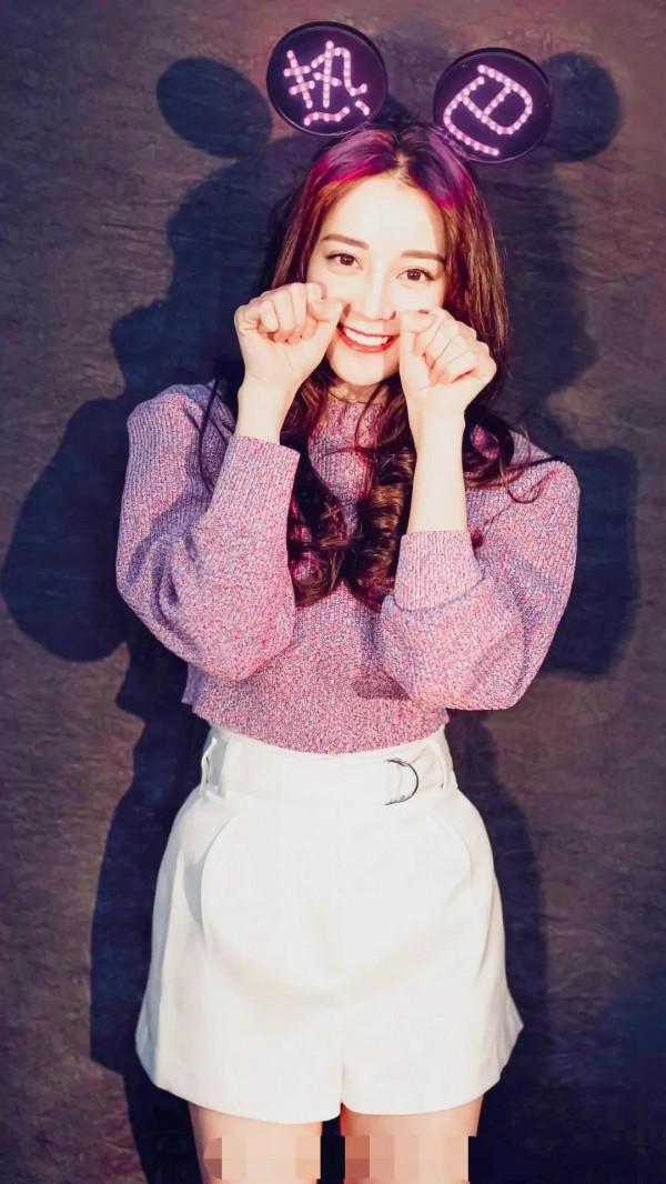 以前的迪麗熱巴and現在的迪麗熱巴 以前的迪麗熱巴and現在的迪麗熱巴