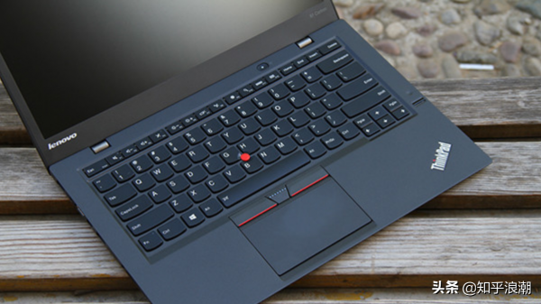 你覺得 2021 年最接近完美的膝上型電腦是哪一臺？