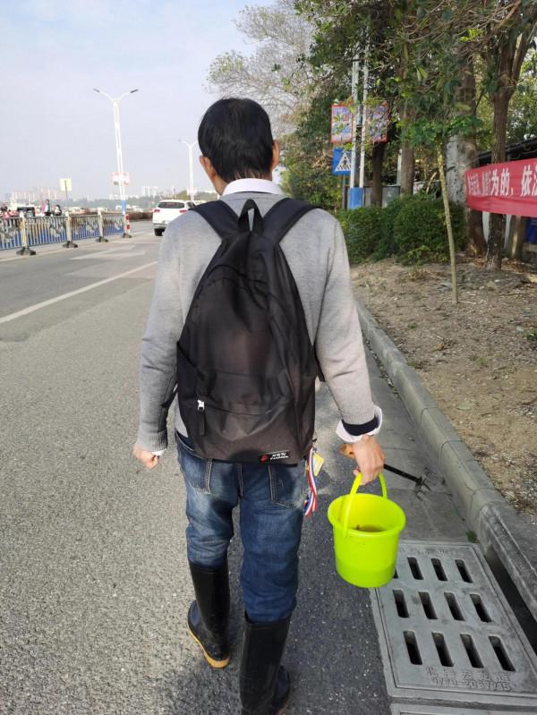 抓螺去啦! 抓螺去啦!