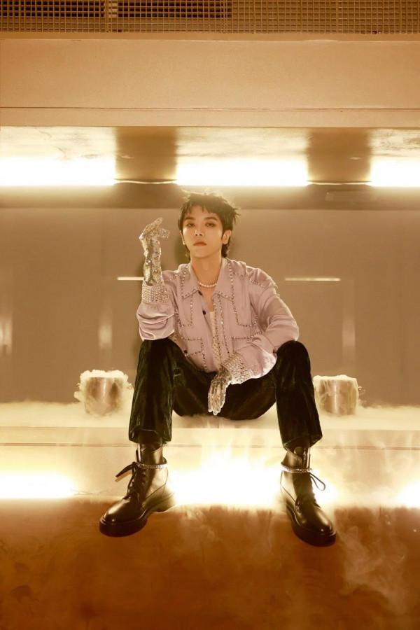 剛剛，歌王華晨宇加盟湖南衛視跨年晚會，和華晨宇一起跨年