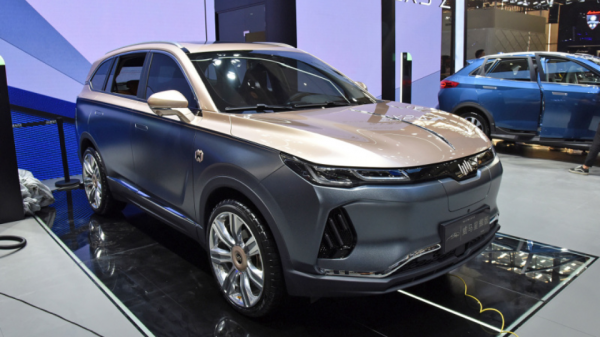 開三年比唐EV省五千,為何賣不動?威馬EX6用車調查 開三年比唐EV省五千,為何賣不動?威馬EX6用車調查