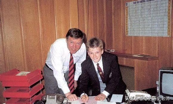 珍貴老照片：登基的希特勒、表演千手觀音計程車兵、一拳ko的阿里