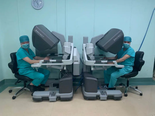 解放軍總醫院劉榮教授：擁抱科技，中國肝膽胰機器人外科領跑世界