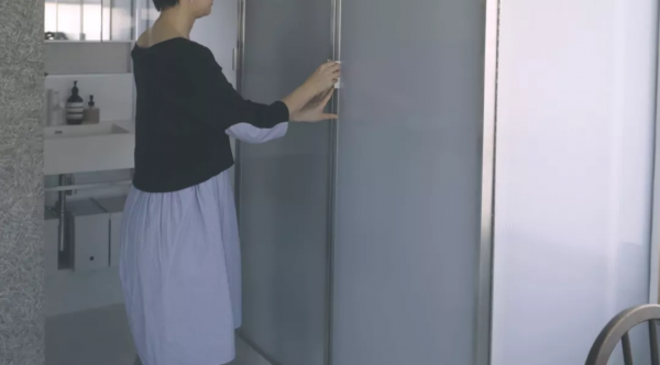 小夫妻買30㎡，撲滅小戶型居住難題：全屋不見牆，卻有9大功能區