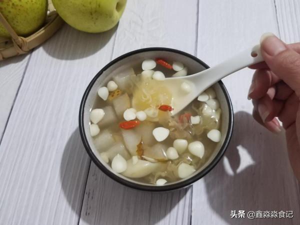 霜降一到多喝4白湯，80歲老奶奶的養生方，潤肺止咳面板有光澤